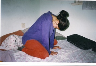 Demonstrating labour coping positions